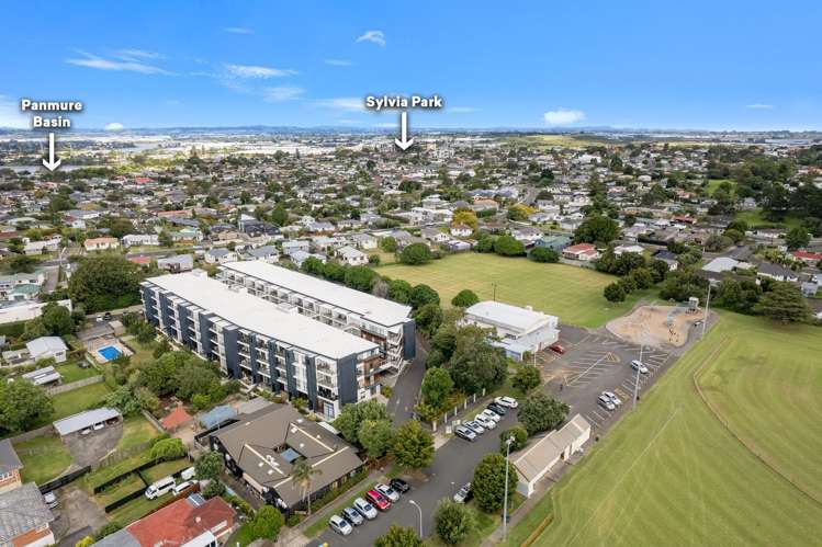 30/8 Thompson Park Road Mount Wellington_22