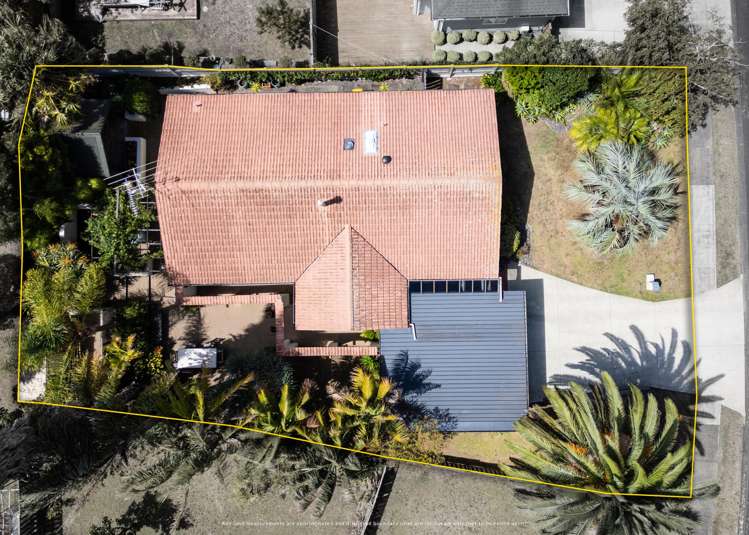 8 Hedge Row Sunnyhills_18