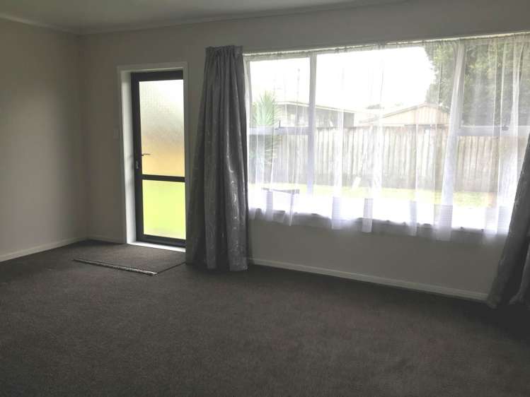 2/10b View Road Papakura_14