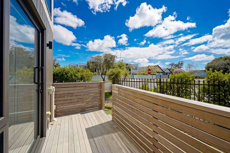 78 Fisher Parade Sunnyhills_31