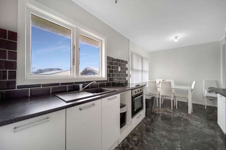 5 Nairn Place Otara_8