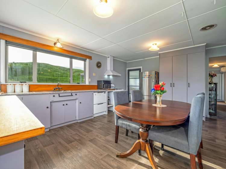 256 Pori Road Pahiatua_6