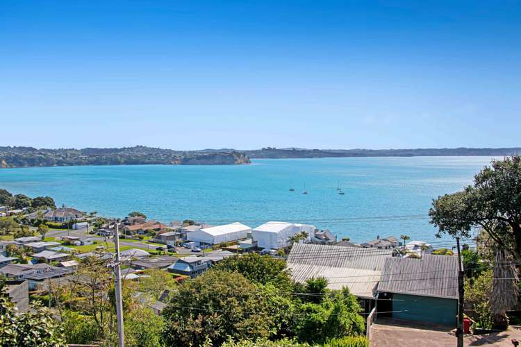1099 Whangaparaoa Road Tindalls Beach_24