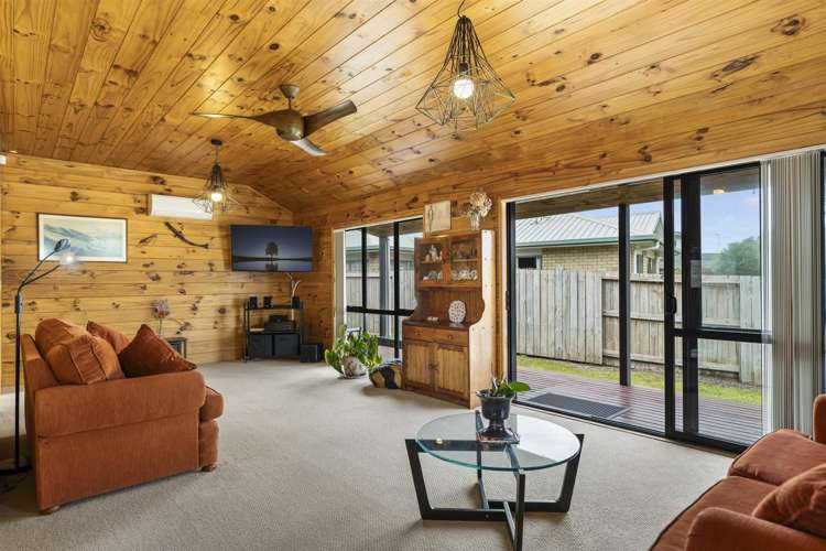 6 Thebes Grove Papamoa_5