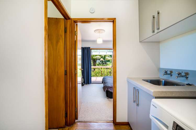 72a Beach Road Mellons Bay_20