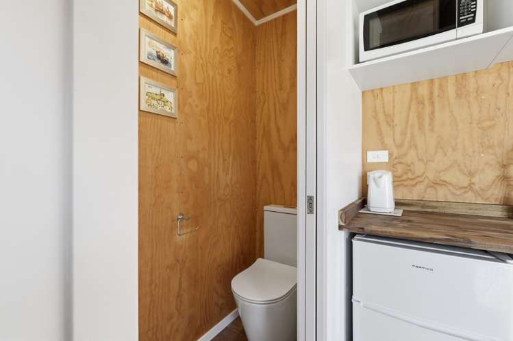 17A Waiwera Road Waiwera_26