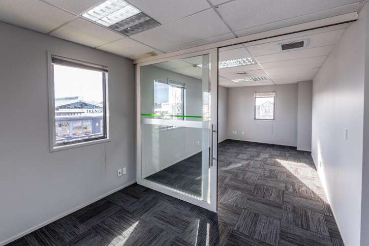 109 Blenheim Road Riccarton_2