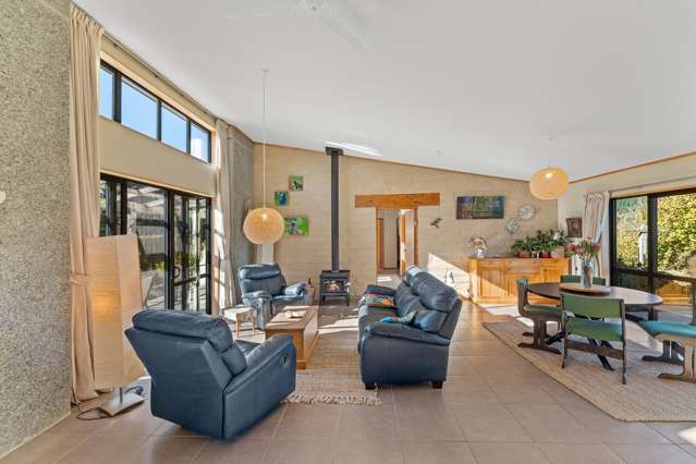 294 Pigeon Valley Road Wakefield_4