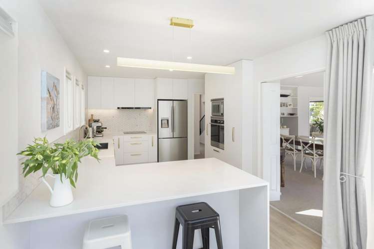 30 Chateau Drive Burnside_4