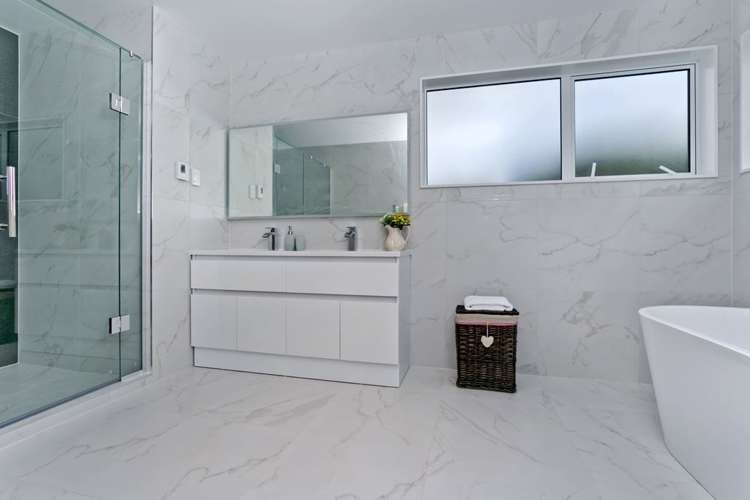 17 Orewa Heights Crescent Orewa_15