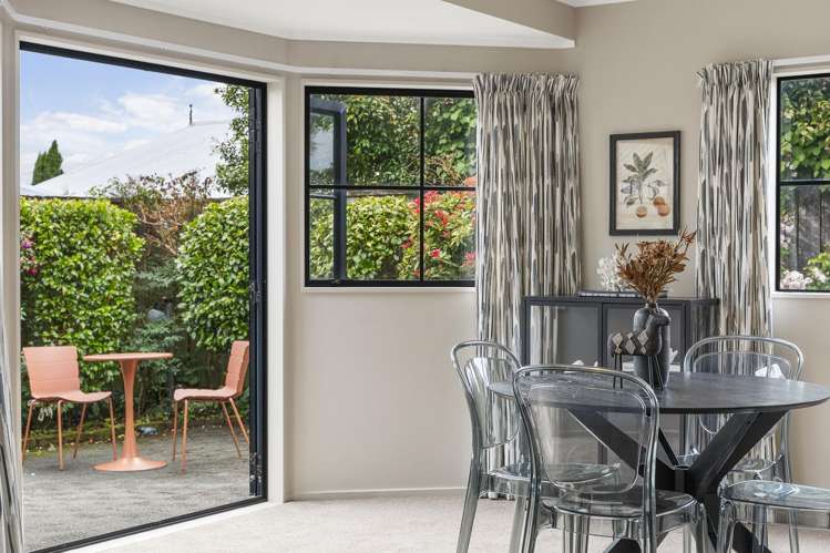 9a Dasent Street Karori Central_10