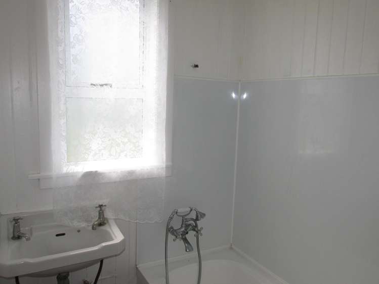 5 Crarer Street Wairoa_13