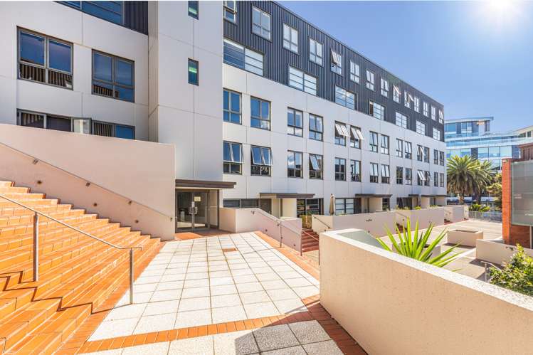 205/57 Mahuhu Crescent_0