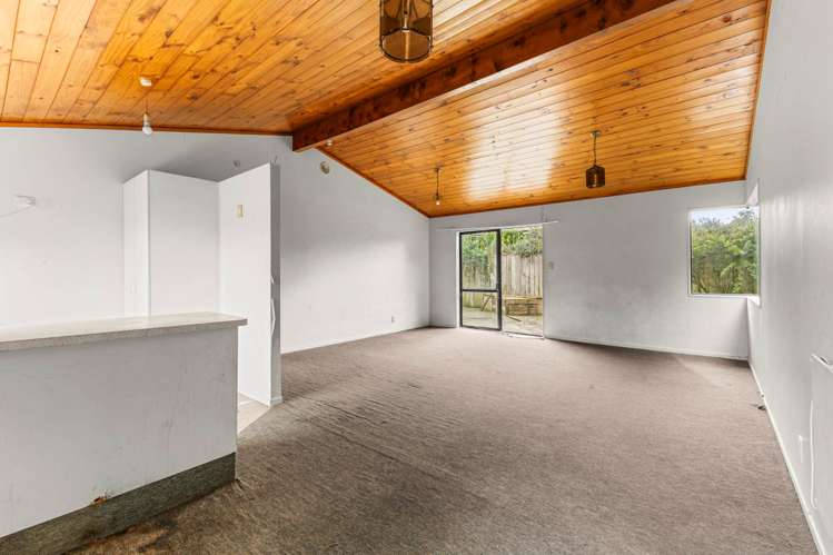 2/16 Boundary Road Papakura_3