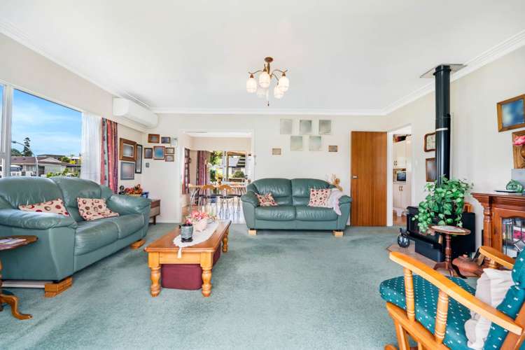 8 Kyeemagh Street Botany Downs_12