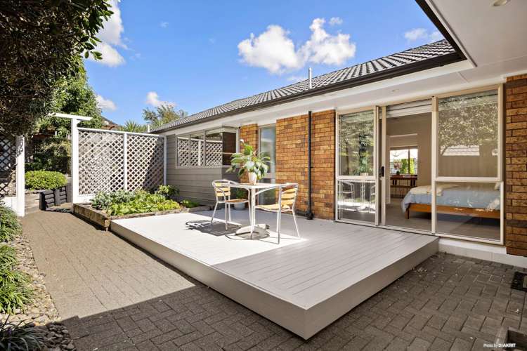 2/6 Carriage Close Northpark_13