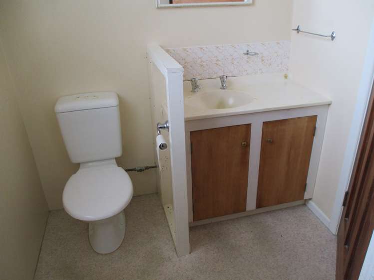 27 Naish Street Balclutha_18