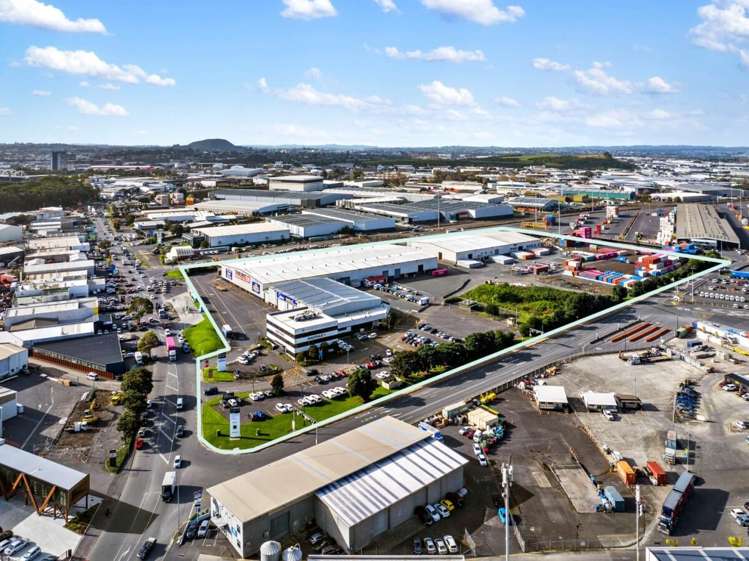 345 Neilson Street Penrose_9