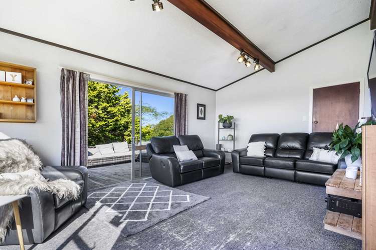 82 Burbush Road Burbush_5