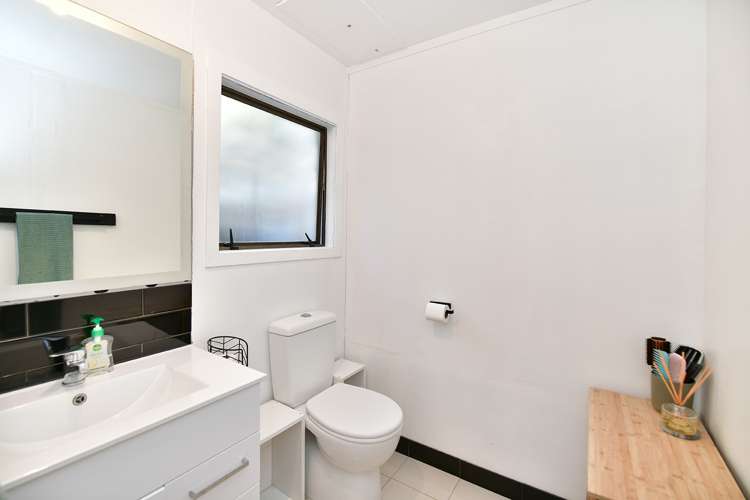 22 Awaruku Road Torbay_19