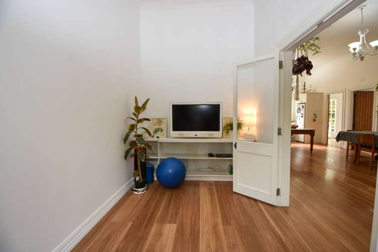 5 Brown Avenue Carterton_10