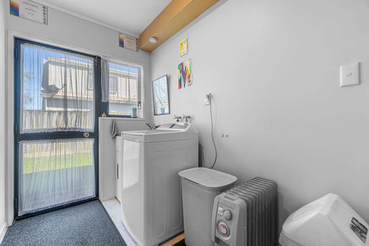 100 Thompson Street Leamington_14