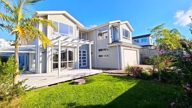 Executive Family Living in Prestigious Pinehill