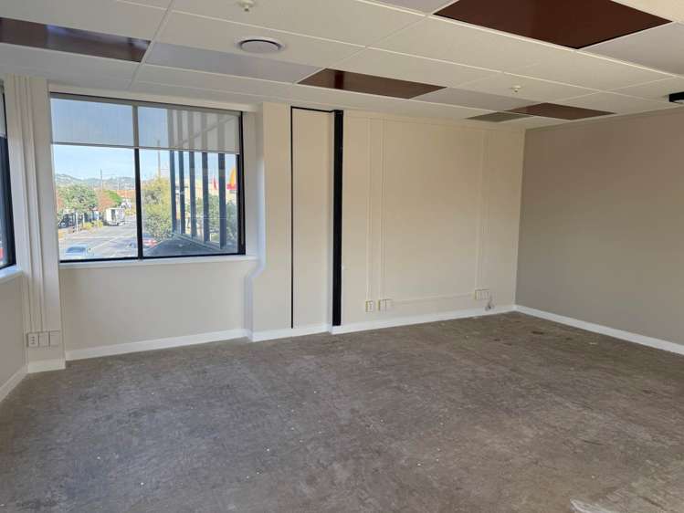 3053 Great North Road New Lynn_3