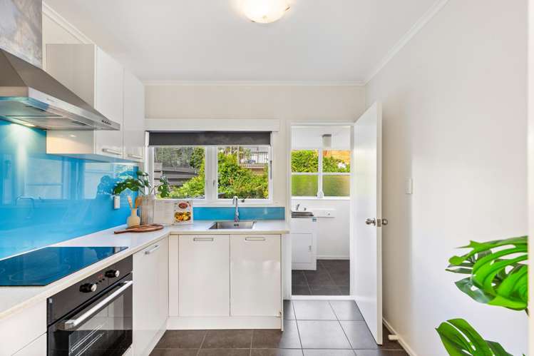 3/7 Newhaven Terrace Mairangi Bay_8