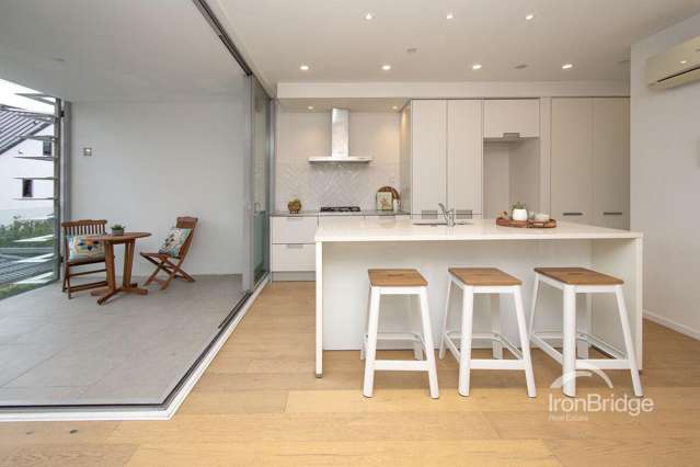 2/22 Esplanade Sumner_4