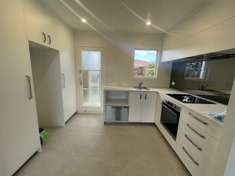 1/14 Innisfree Drive Ellerslie_2