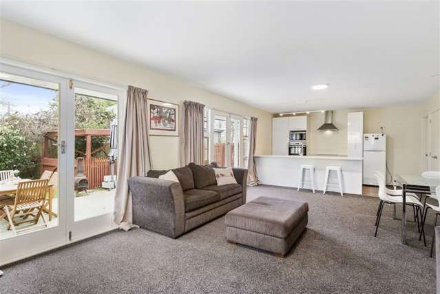 37a Clissold Street Merivale_1