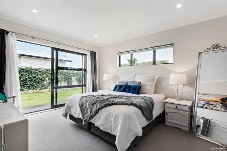 3 Andalusian Way Karaka_13