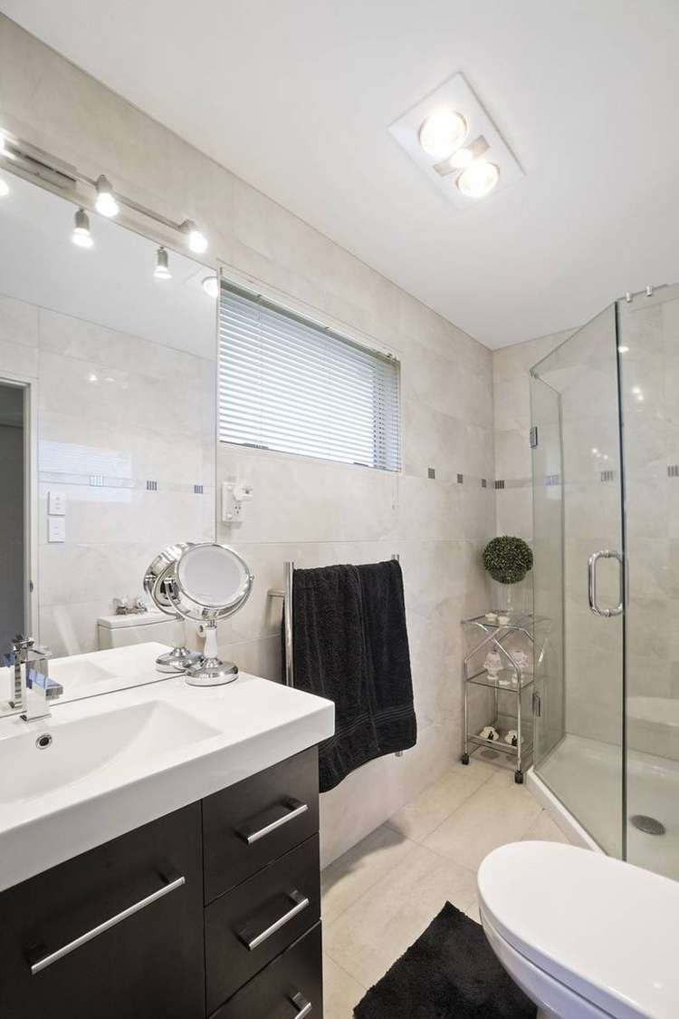 4 Andy Crescent Flat Bush_12