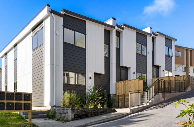 1/6 Embassy Place Glenfield_0