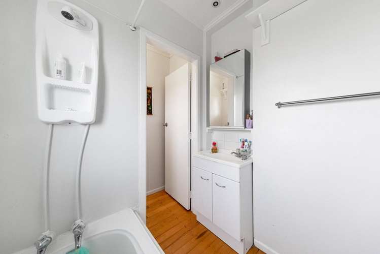 13 Glen Marine Parade Glendene_13