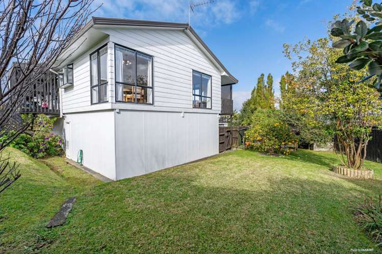 20 Sandgate Avenue Botany Downs_21