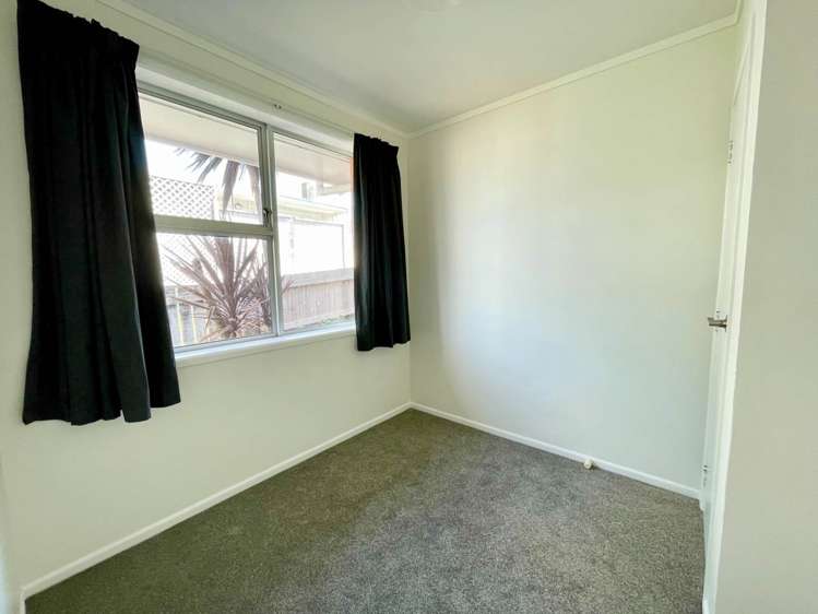 2/68 Ruawai Road Mt Wellington_7