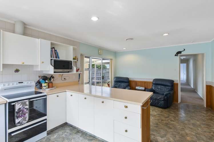 19 The Avenue Paraparaumu Beach_11