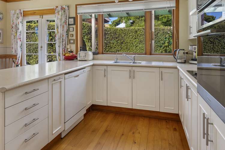 67 Eighty Eight Valley Road Wakefield_5