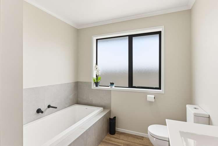 4 Hawera Avenue Levin_12