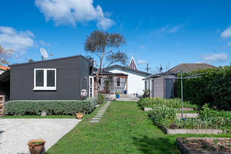 609 Frederick Street West Mahora_18