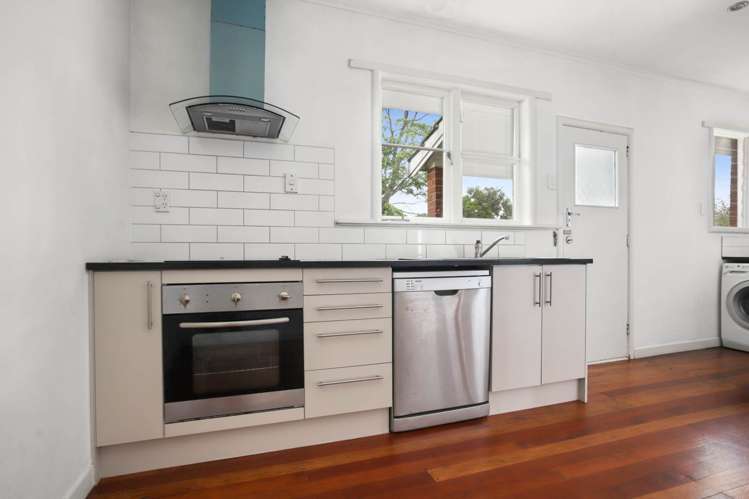 96 Bolton Street Blockhouse Bay_6