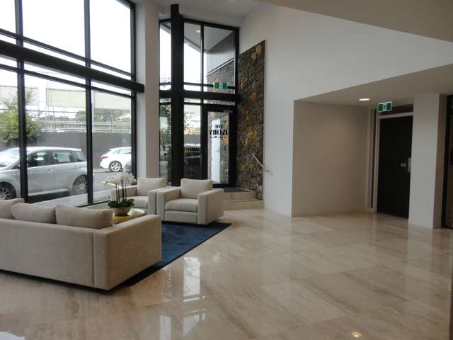 501/10 Lion Place Epsom_4