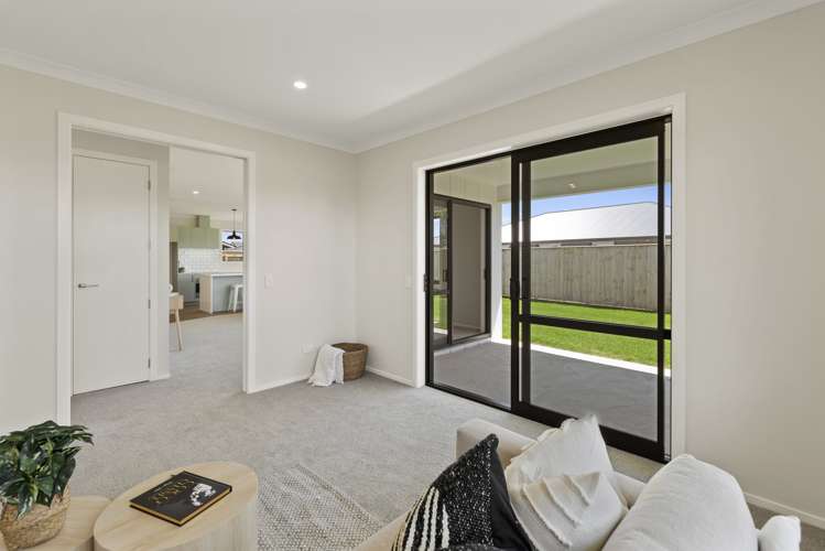 10 Oak Place Levin_9