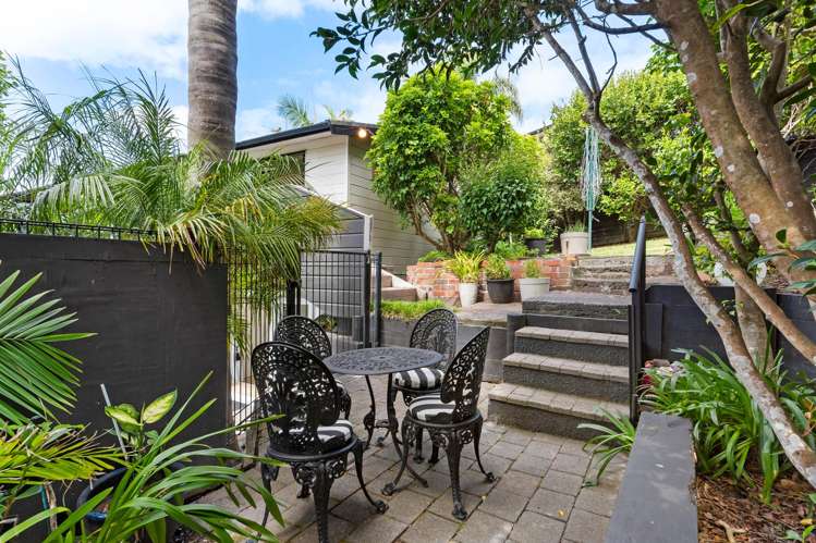 5 Amante Crescent Mairangi Bay_28