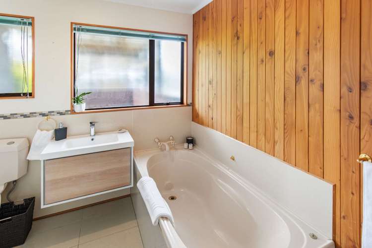 177 Great North Road Otamatea_16