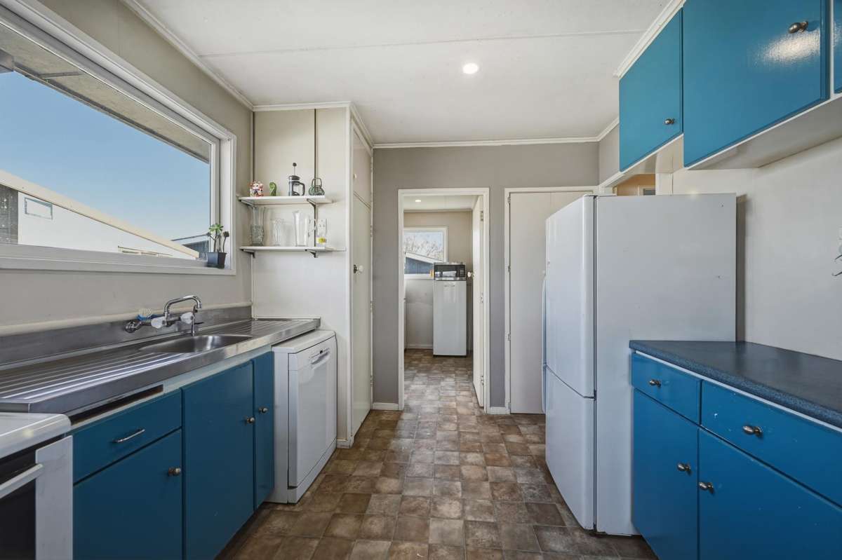 6 Leslie Street_4
