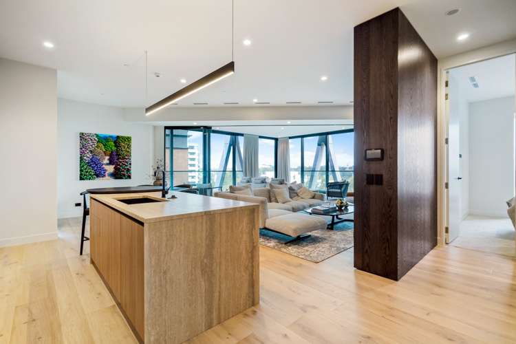 1204/9 Princes Street 10015_9