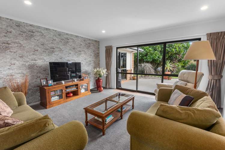 196 Church Road Kamo_11